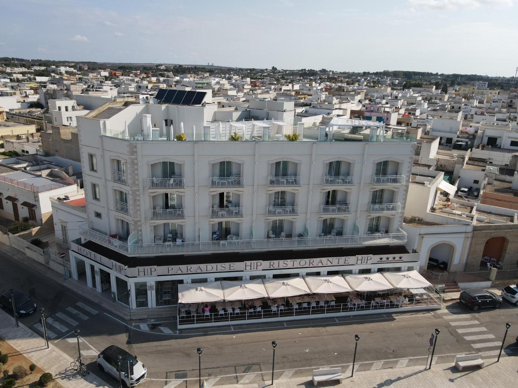 Hotel Paradise Порто Чезарео Екстериор снимка